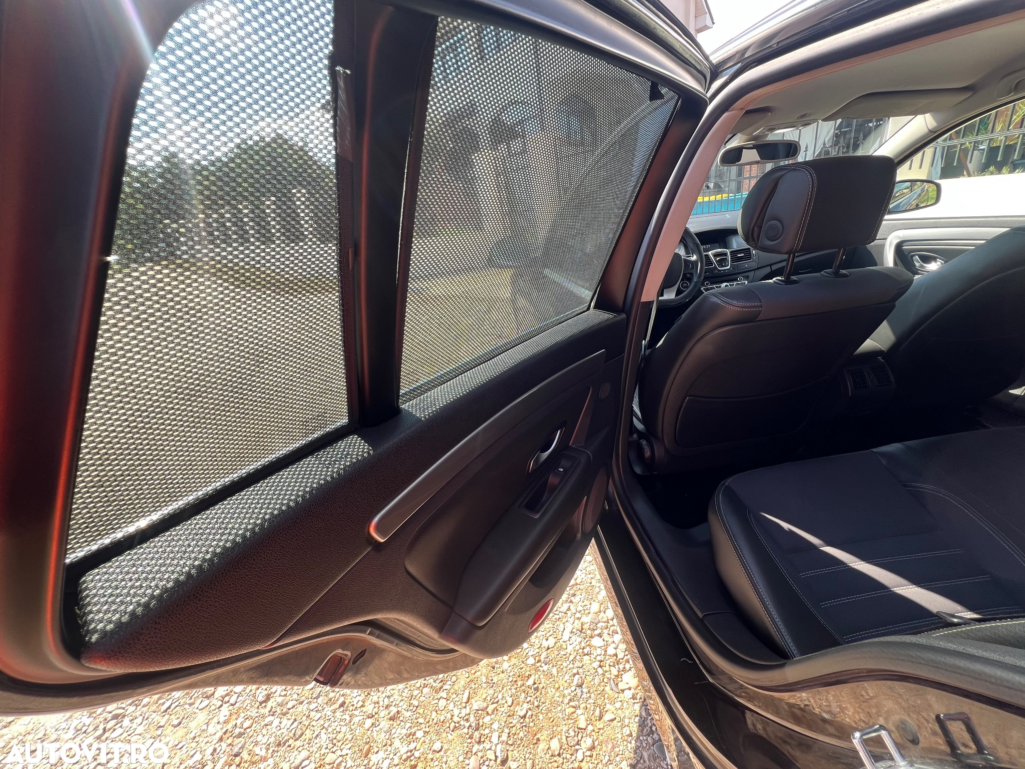 Renault Laguna Grandtour ENERGY dCi 130 FAP Start-Stop Paris Business - 32