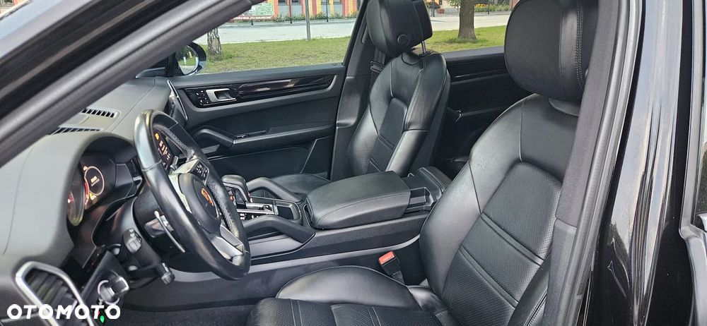 Porsche Cayenne S - 20
