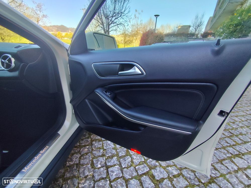 Mercedes-Benz GLA 180 CDI Urban Aut. - 26