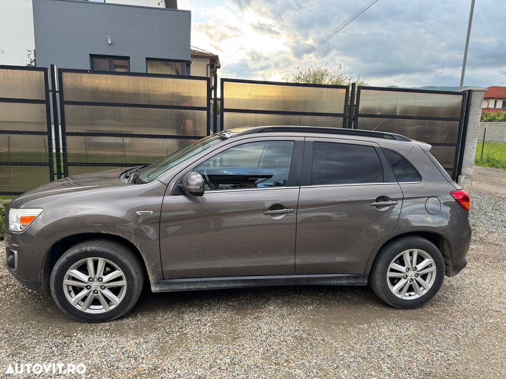 Mitsubishi ASX 2.2 DI-D 4WD Automatik Diamant Edition - 9