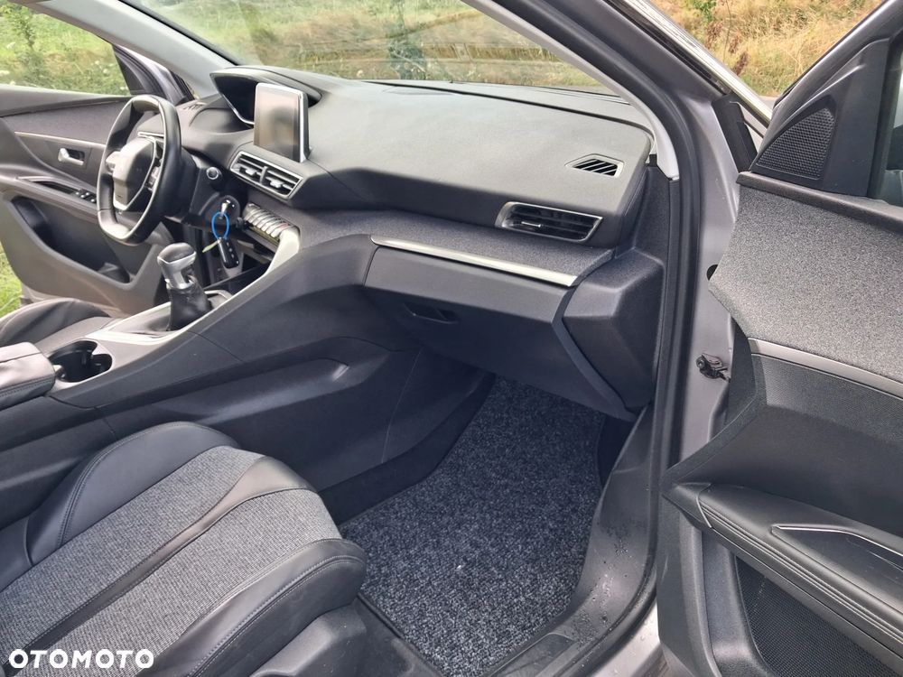 Peugeot 5008 1.5 BlueHDi Active S&S - 16