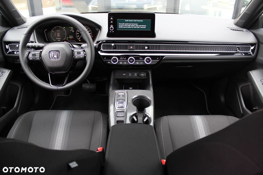 Honda Civic 2.0 i-MMD Elegance CVT - 28