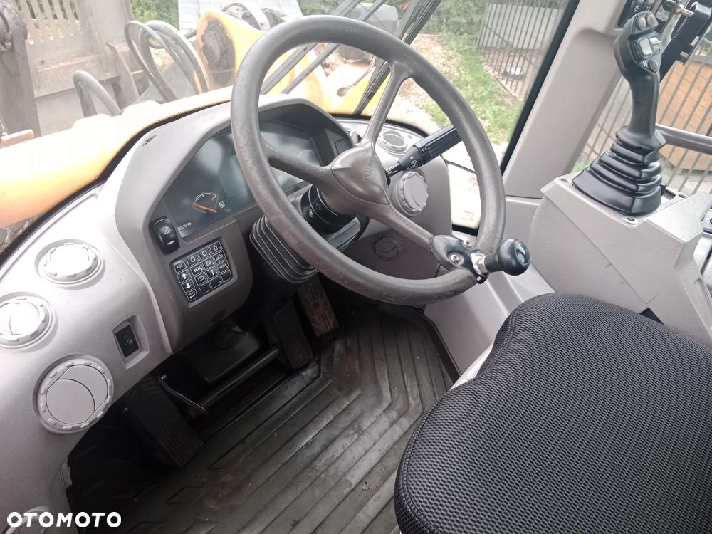 Volvo L45G - 10