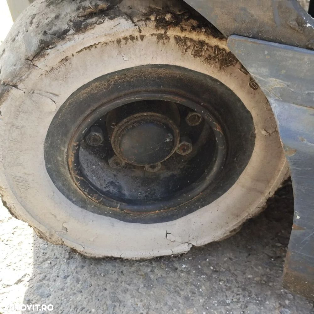 Dezmembrari Toyota 7FBMF35 (2000-2013) - 6