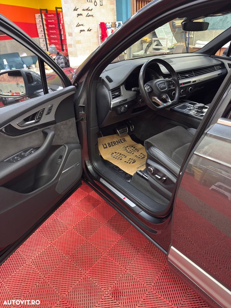 Audi Q7 3.0 TDI Quattro Tiptronic - 12