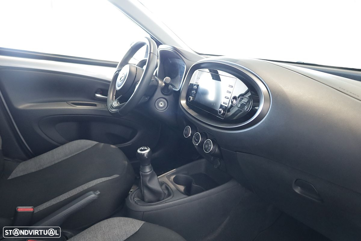 Toyota Aygo 1.0 X-Play - 16