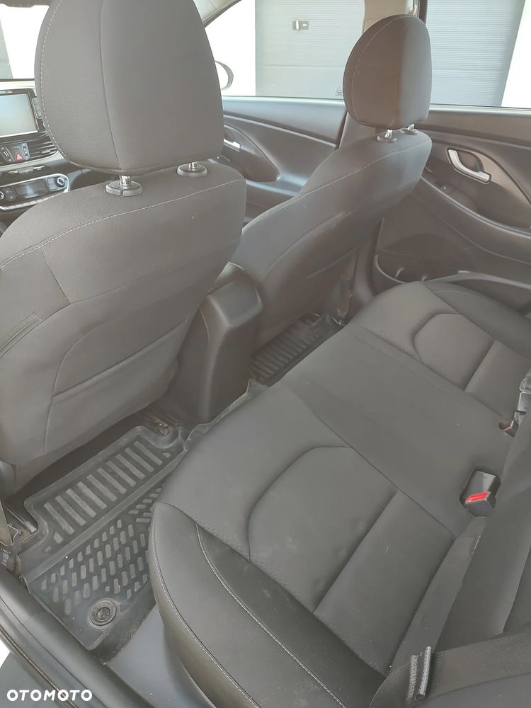 Hyundai i30 1.6 CRDi Premium DCT - 6