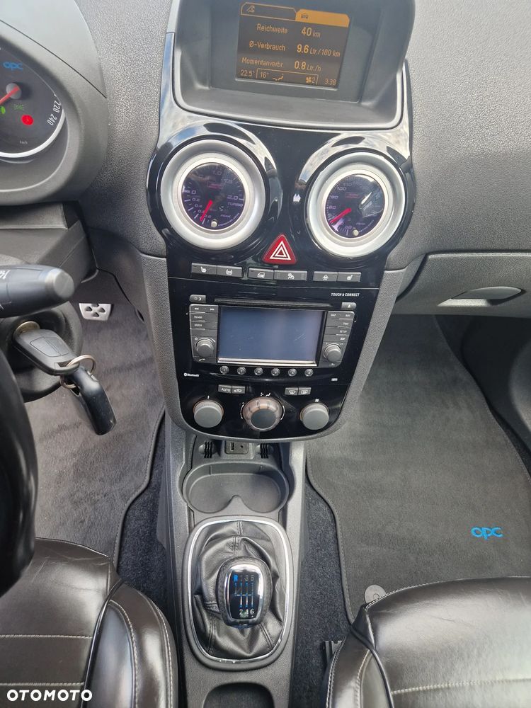 Opel Corsa 1.6 Turbo OPC - 23