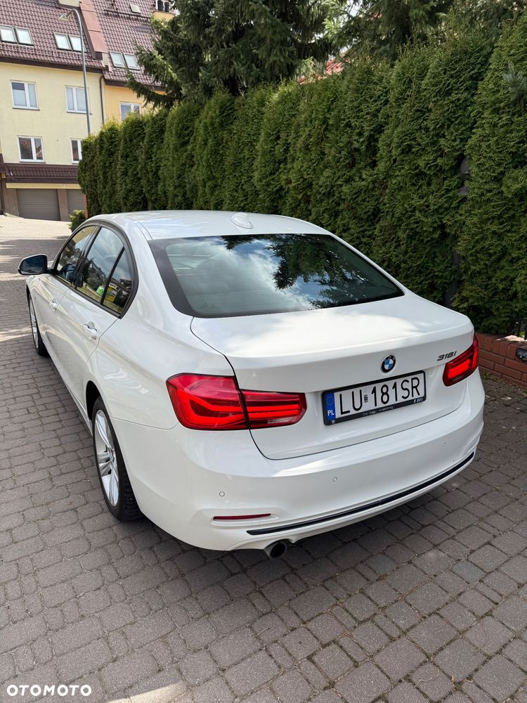BMW Seria 3 318i Sport Line - 2