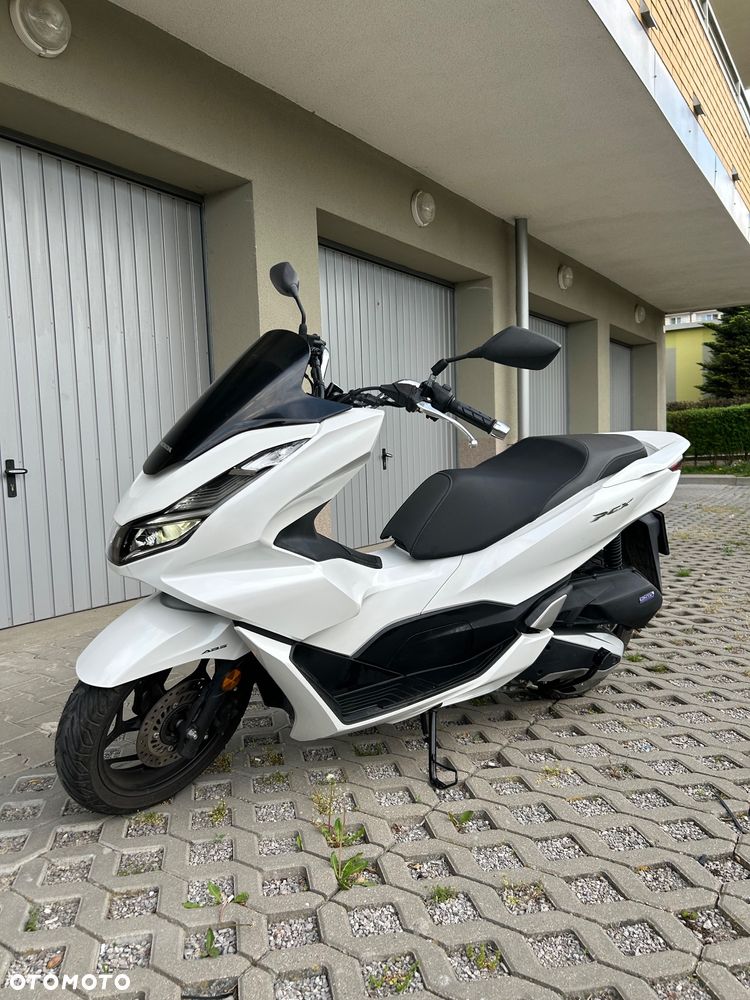 Używany Honda PCX 2022 - 10 900 PLN - Otomoto.pl