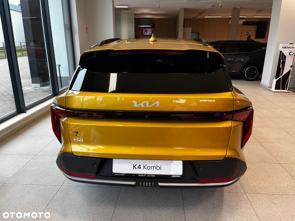 Kia K4 - 4