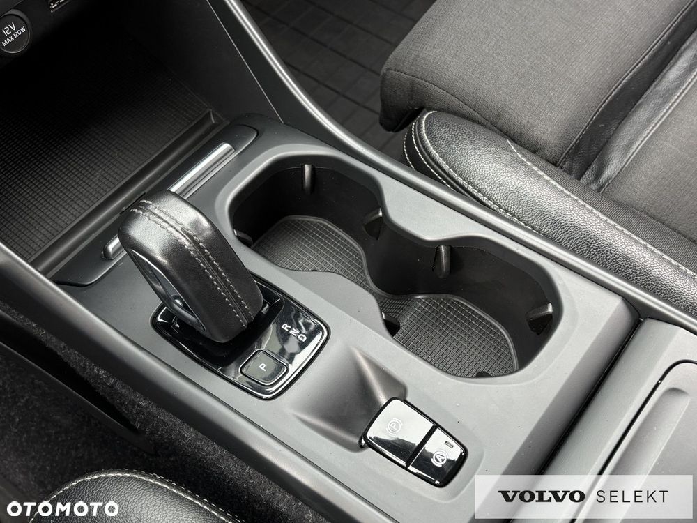 Volvo XC 40 - 19