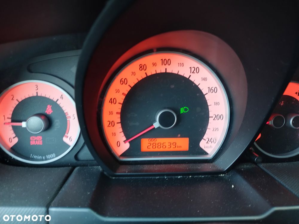 Kia Ceed - 9