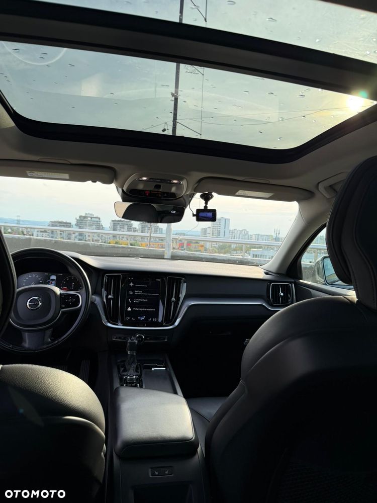 Volvo S60 T6 AWD Momentum Pro - 18