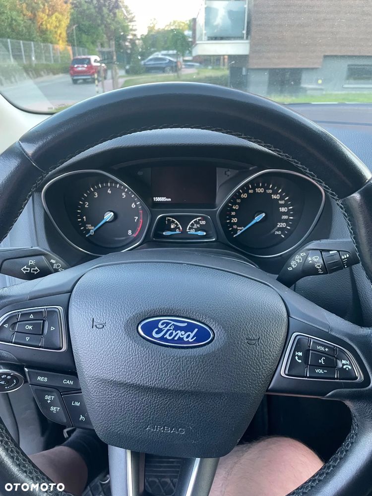 Ford Focus 1.0 EcoBoost 99g Trend - 6