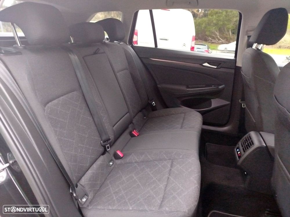 VW Golf Variant 2.0 TDi Life - 19