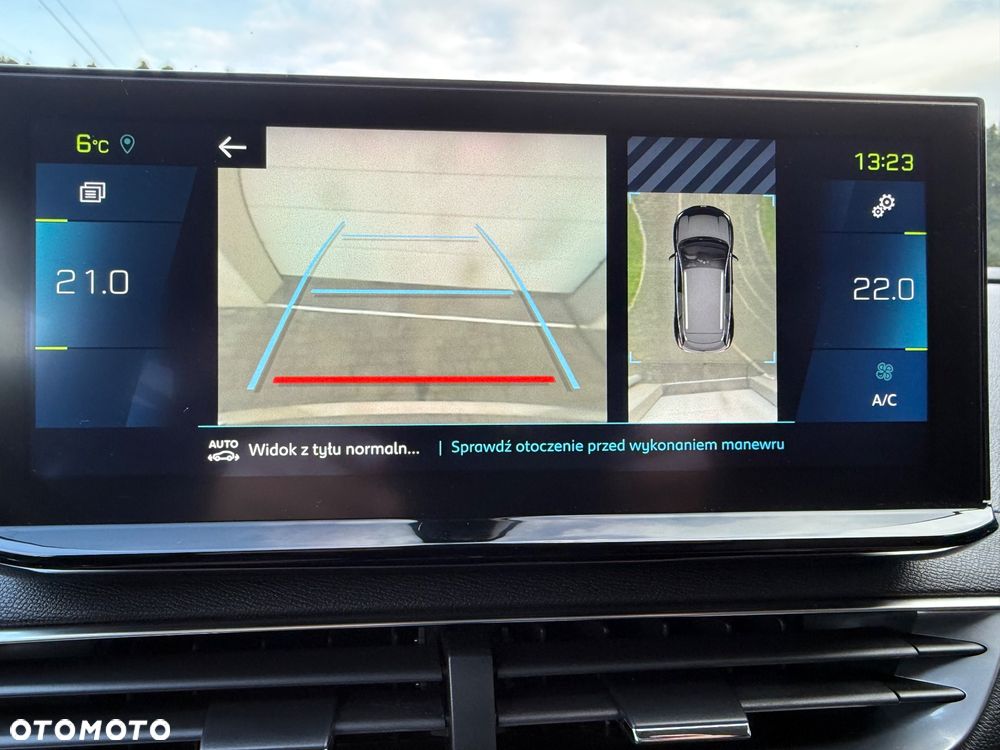 Peugeot 3008 225 e-EAT8 Allure Pack - 22