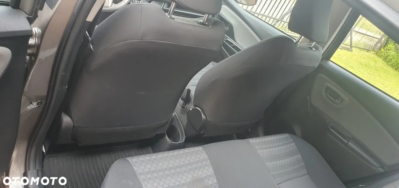 Toyota Yaris 1.33 Life EU6 - 7