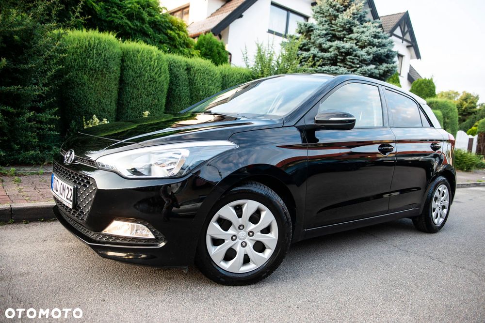 Hyundai i20 blue 1.2 Advantage - 1