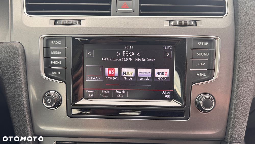 Volkswagen Golf 1.6 TDI BlueMotion Comfortline - 31