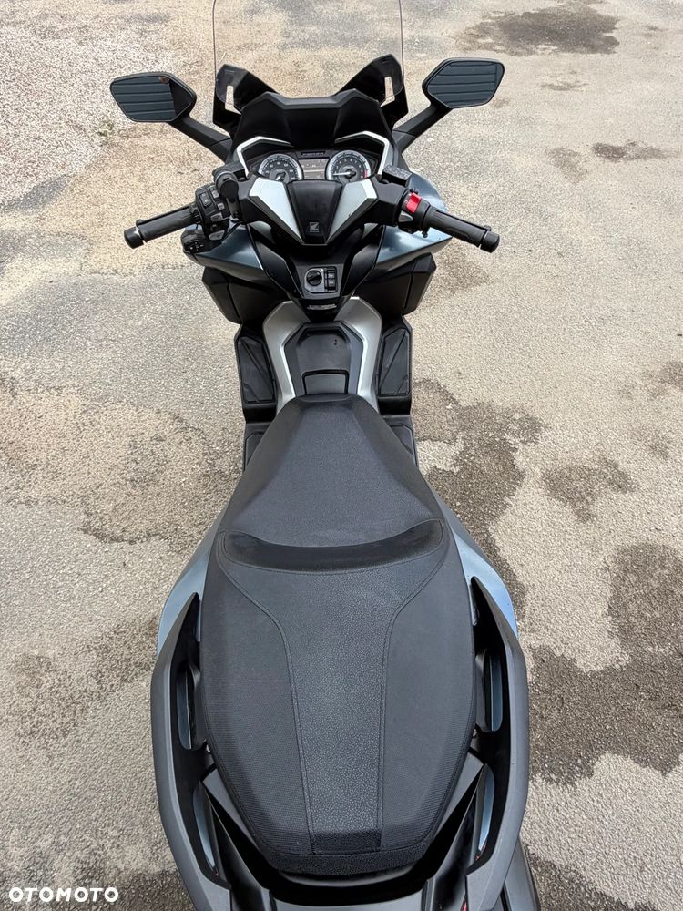 Honda NSS - 4