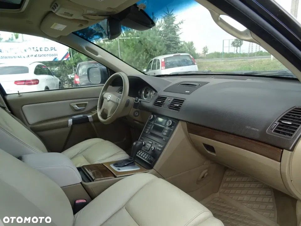 Volvo XC 90 3.2 AWD Kinetic - 8