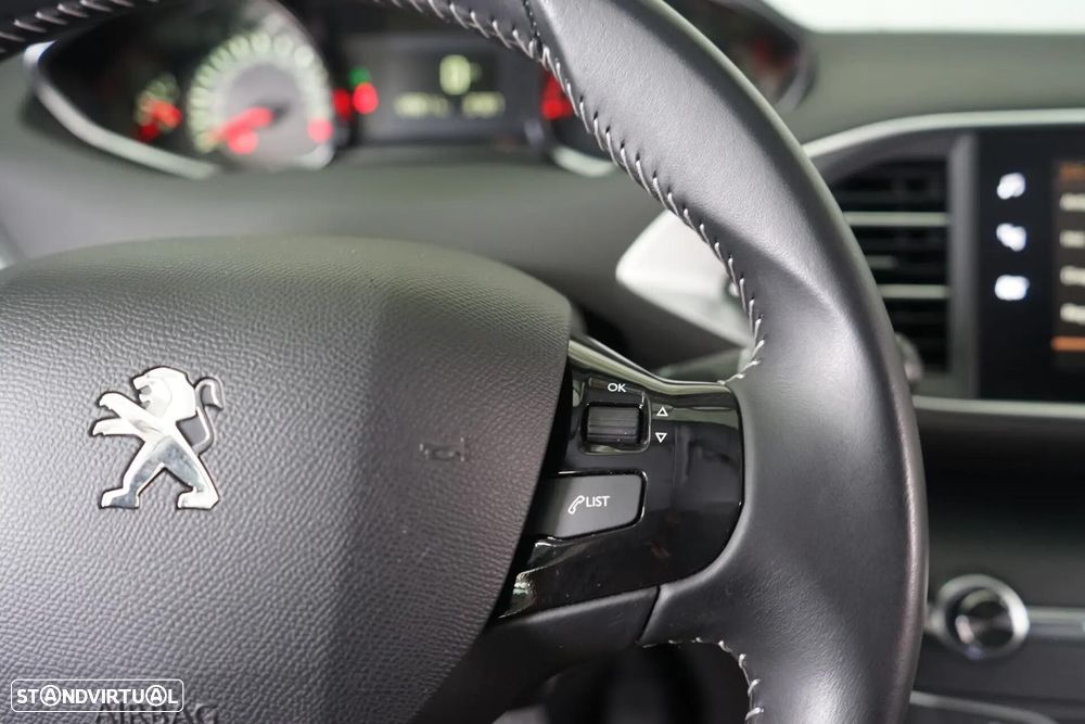 Peugeot 308 1.2 PureTech Active - 22