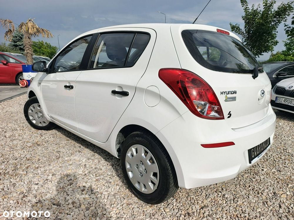 Hyundai i20 - 16