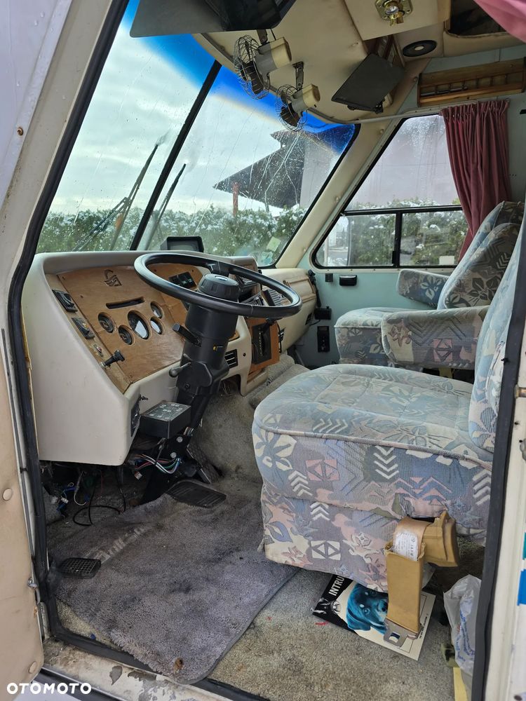 Chevrolet Winnebago Oshkosh Gulf Stream 2000 kamper Amerykański USA Rv XXL Airstream Cummins - 36