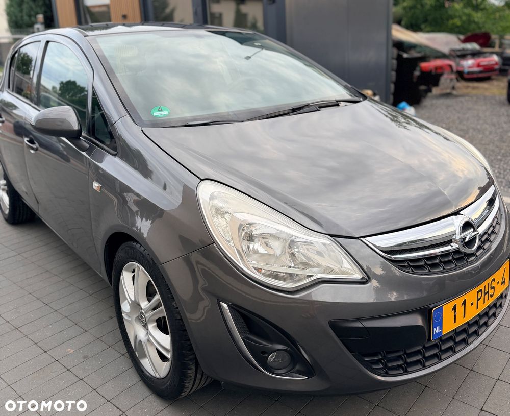 Opel Corsa 1.4 16V Color Elegance - 25