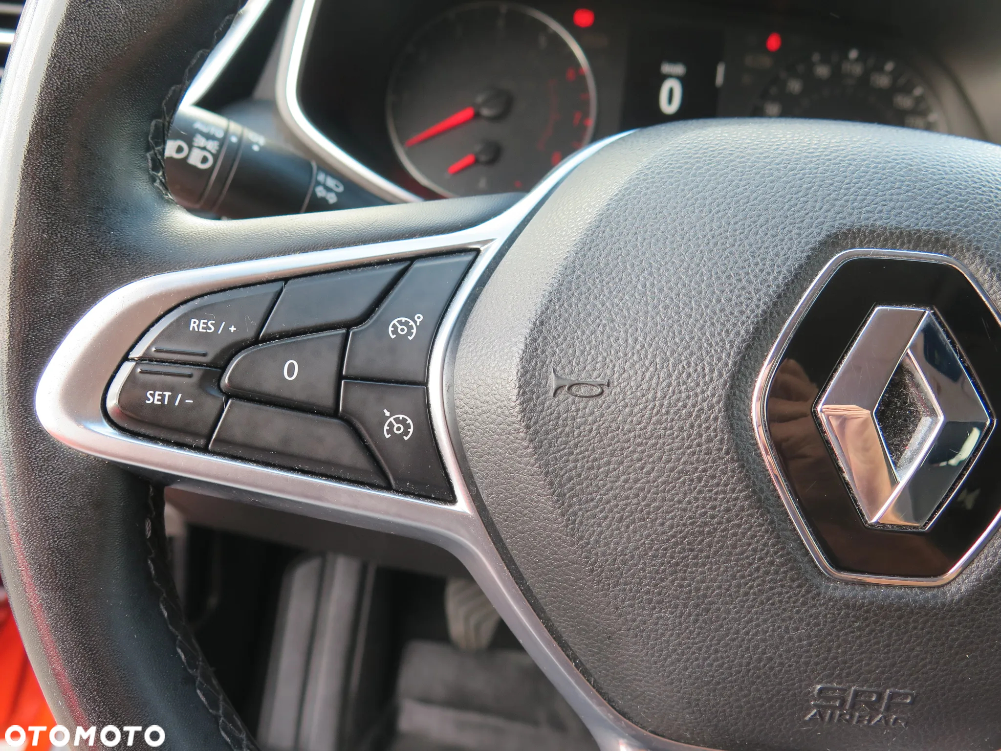 Renault Clio - 17