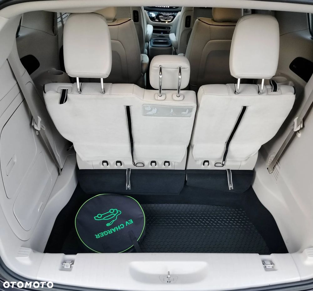 Chrysler Pacifica - 14