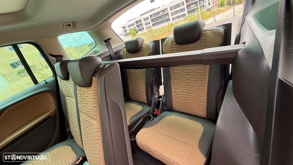 Opel Zafira 1.6 CDTi Executive - 30