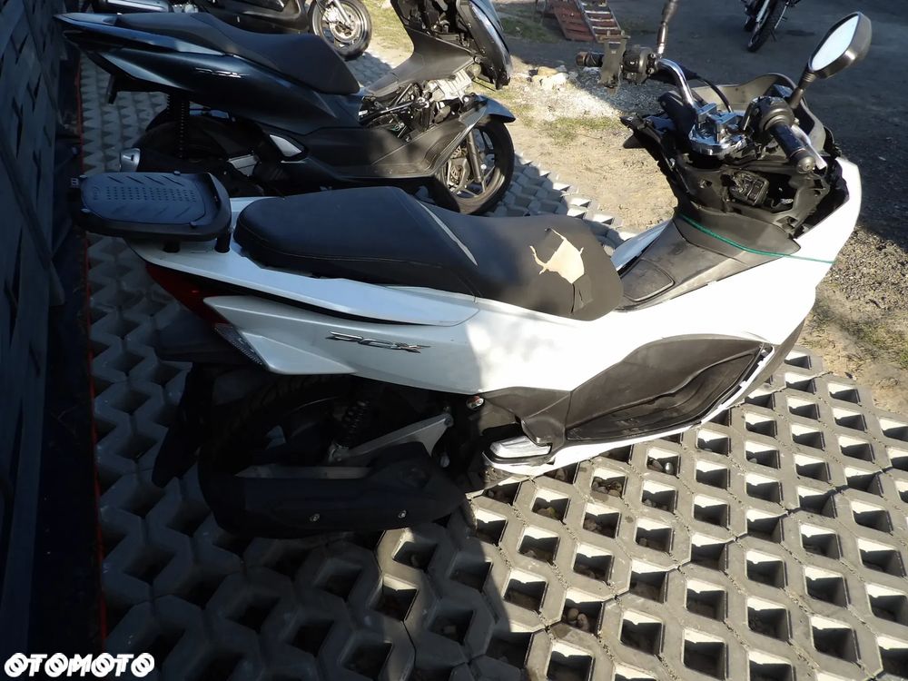 Honda PCX - 5