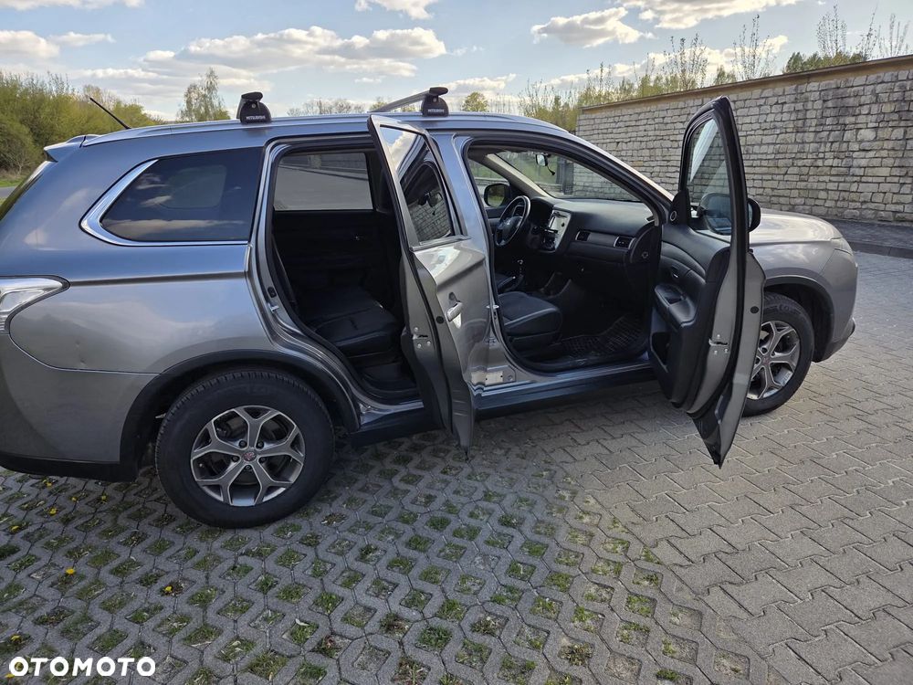 Mitsubishi Outlander 2.2 DID Intense + 4WD - 15