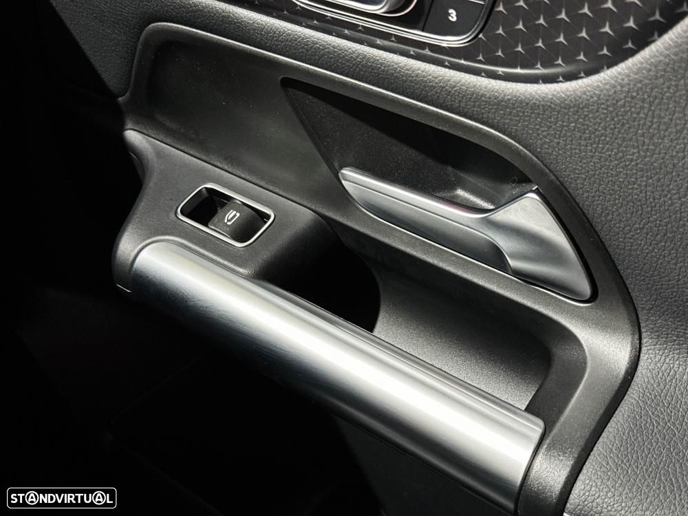 Mercedes-Benz EQA 250+ — fotografia 33