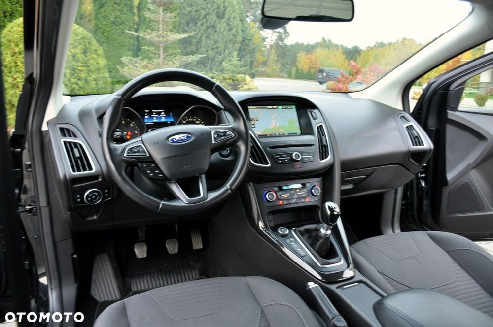 Ford Focus - 28