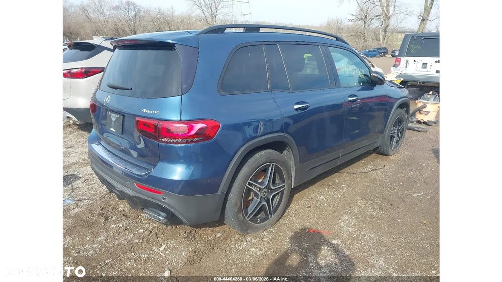 Mercedes-Benz GLB 250 8G-DCT AMG Line - 6