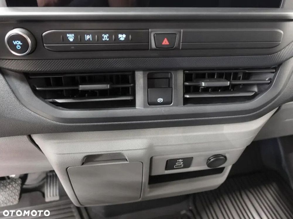 Ford transit-custom FORD TRANSIT CUSTOM VAN TREND L2 2.5 PHEV 232KM CVT FWD - 12