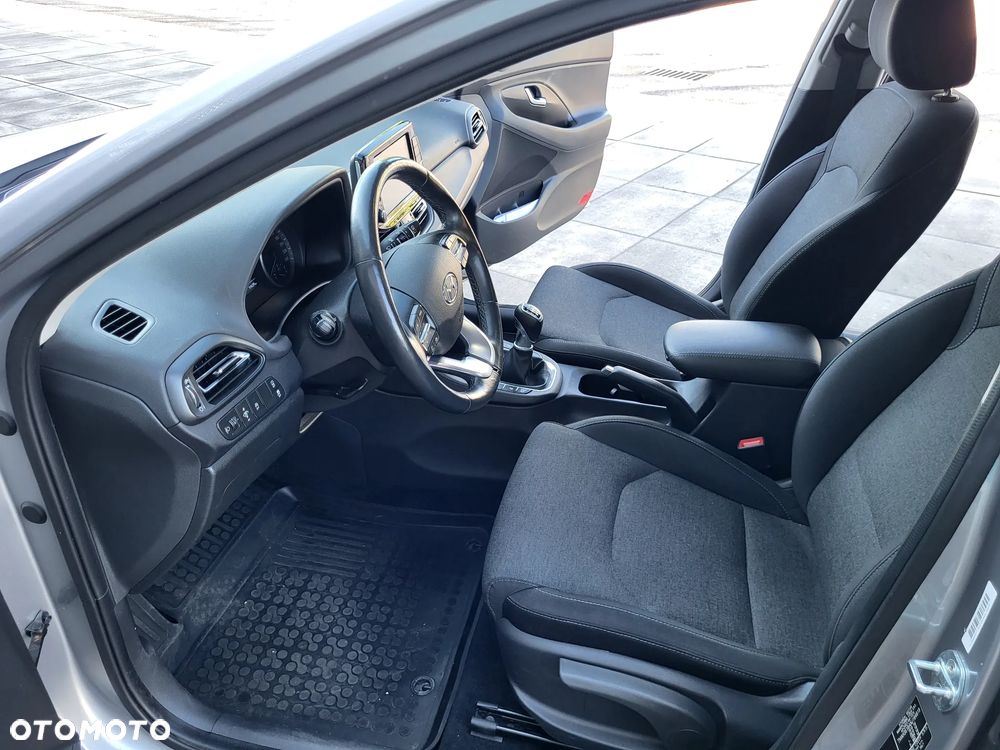 Hyundai i30 1.0 T-GDI 48V-Hybrid Trend - 14