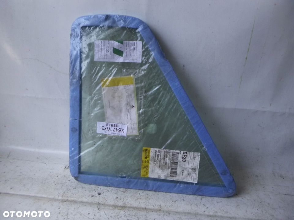 Szyba drzwi dolna zielona Fendt Farmer - 1