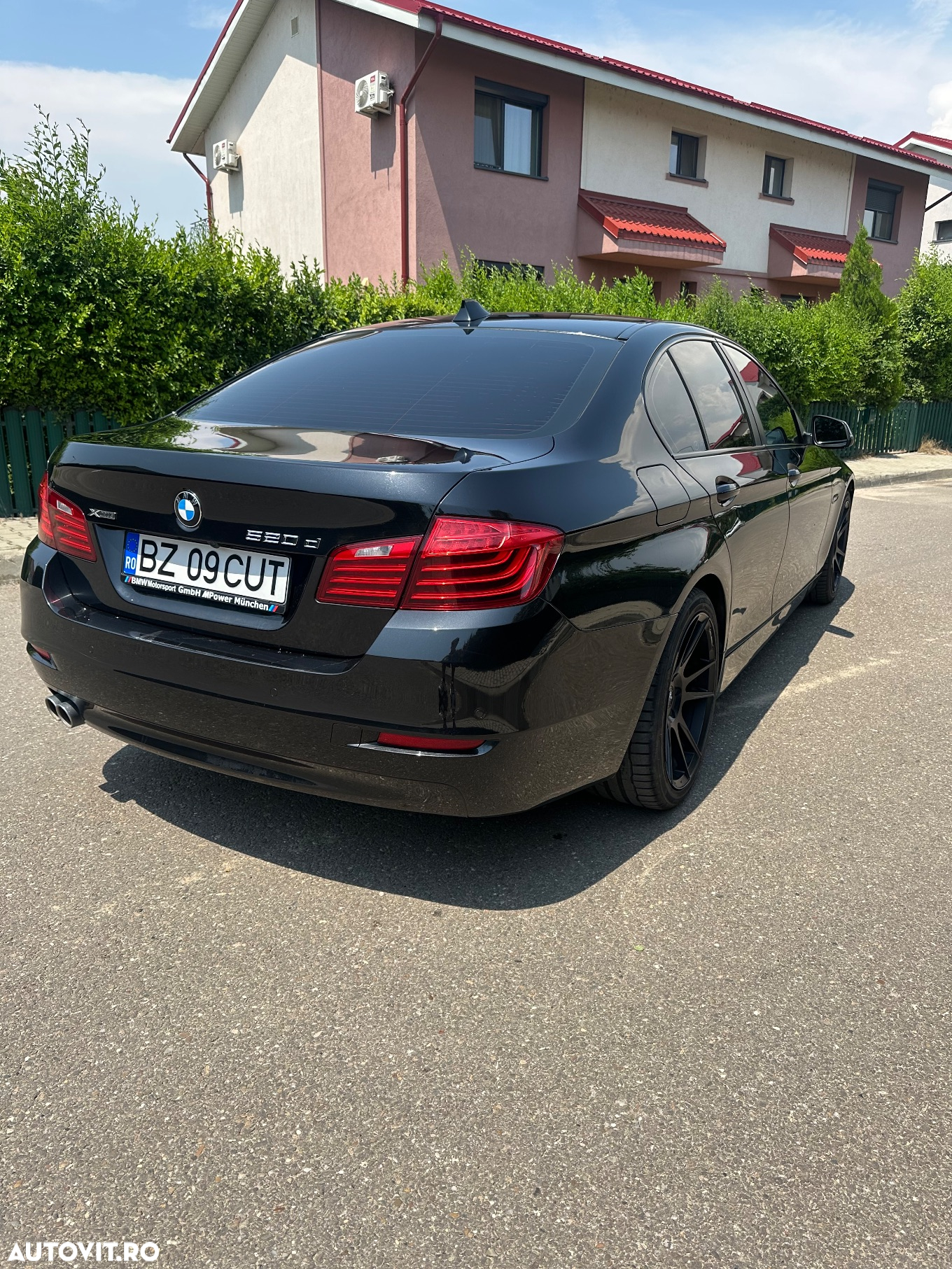 BMW Seria 5 520d xDrive AT - 12
