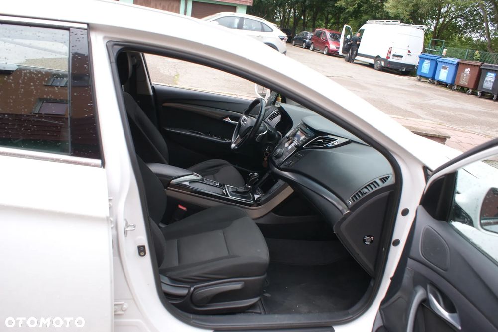 Hyundai i40 1.7 CRDi Comfort + - 12