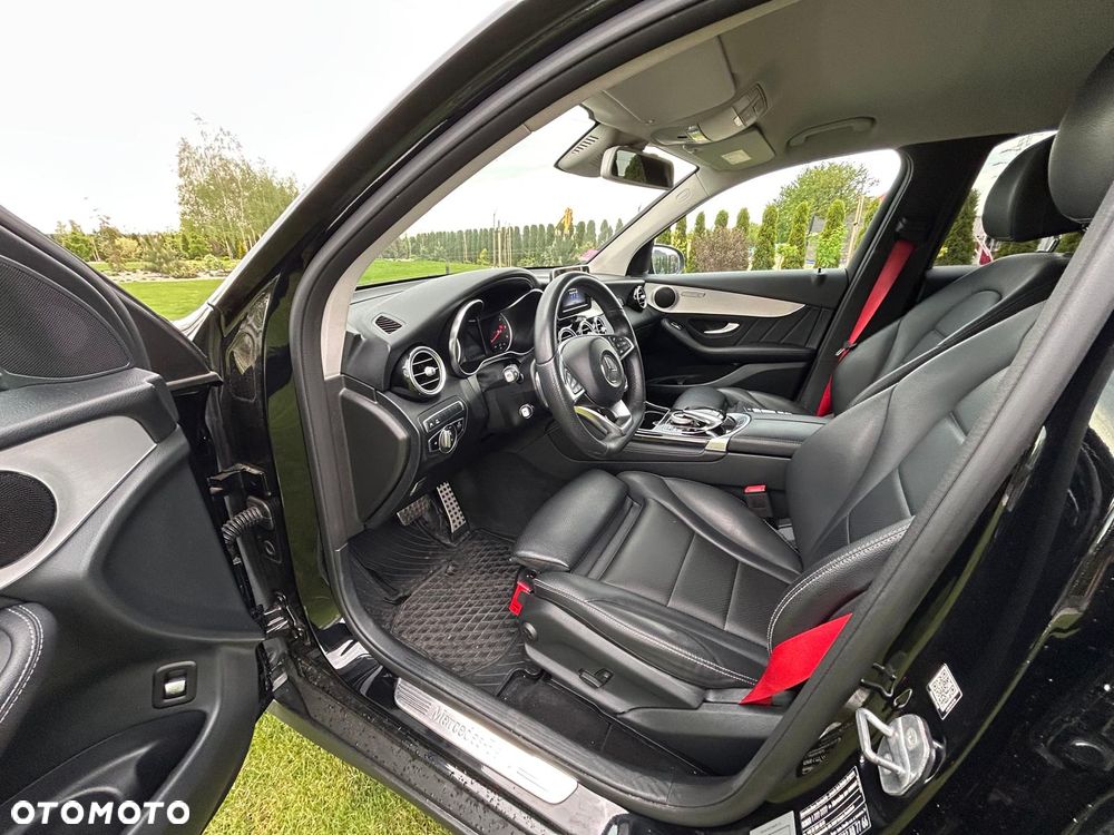 Mercedes-Benz GLC - 7