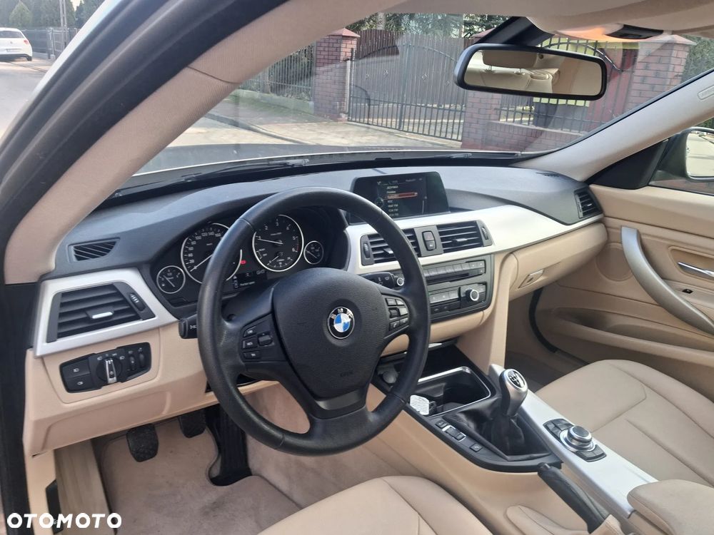 BMW 3GT 318d Luxury Line - 10