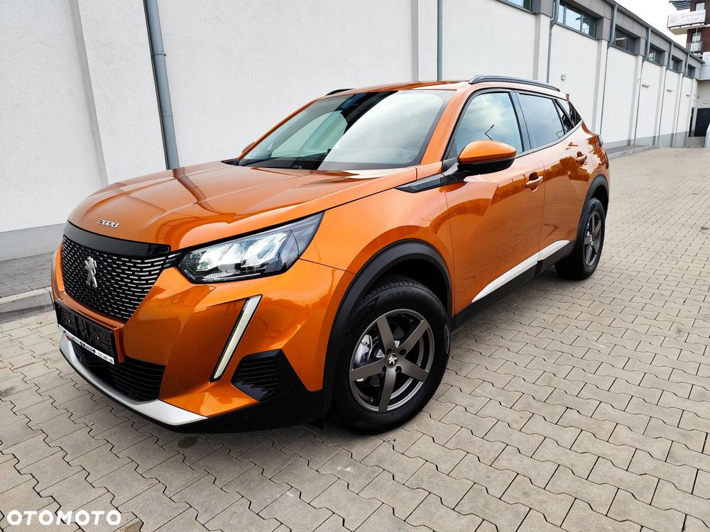 Peugeot 2008 1.2 PureTech Allure S&S - 5