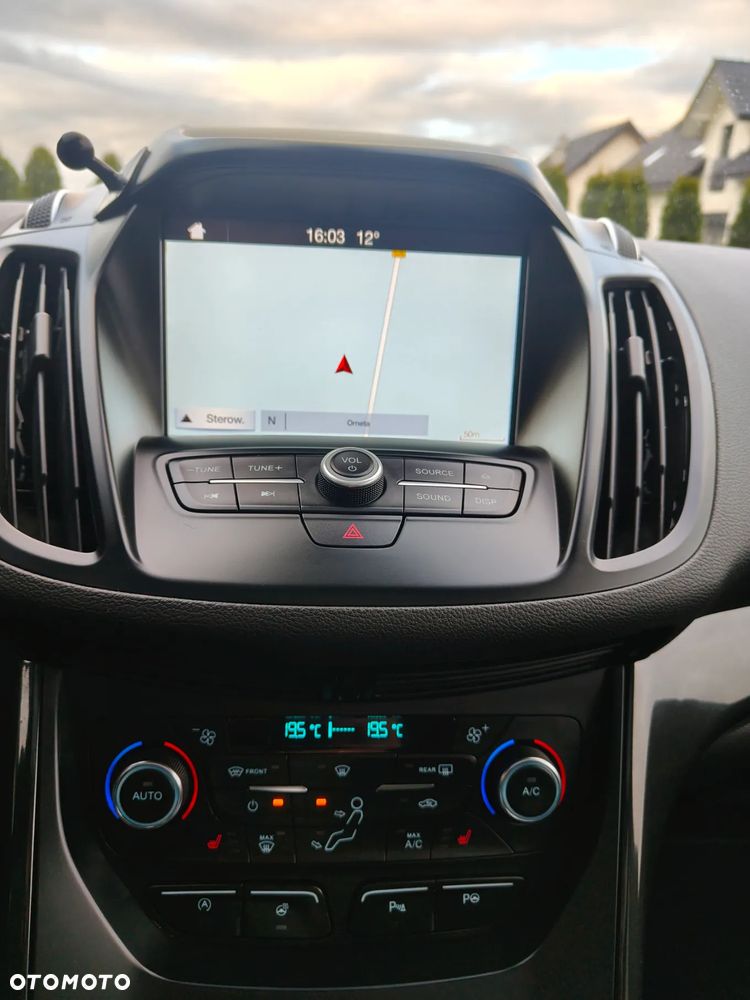 Ford Kuga 1.5 EcoBoost ST-LINE - 19