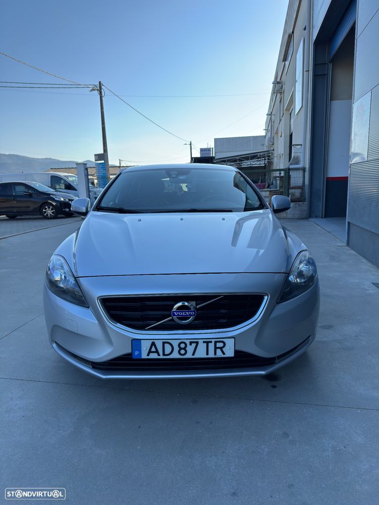 Volvo V40 D2 Kinetic - 2