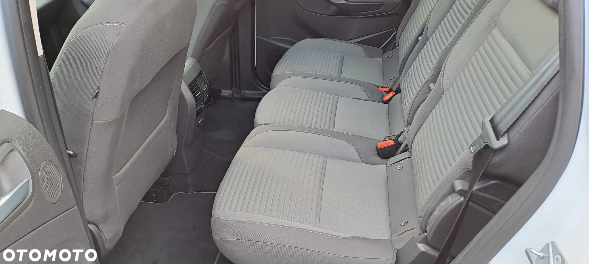 Ford C-MAX - 13