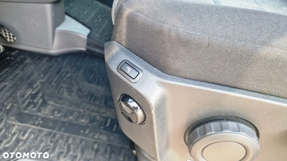 Volkswagen CRAFTER - 19